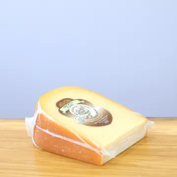 Cheese "Smoked" Farmstead Premium Dutch Gouda 225g wedge CATCH WEIGHT